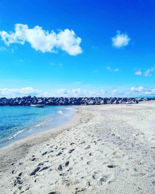 La Scaletta Sul Mare Di Pizzo Wifi E Disney+ Dış mekan fotoğraf