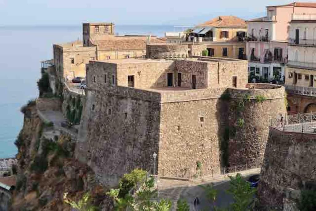 La Scaletta Sul Mare Di Pizzo Wifi E Disney+ Dış mekan fotoğraf